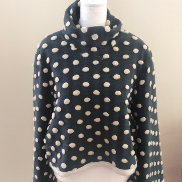 TOV Los Angeles Poncho/Shrug - Picture 1 of 6